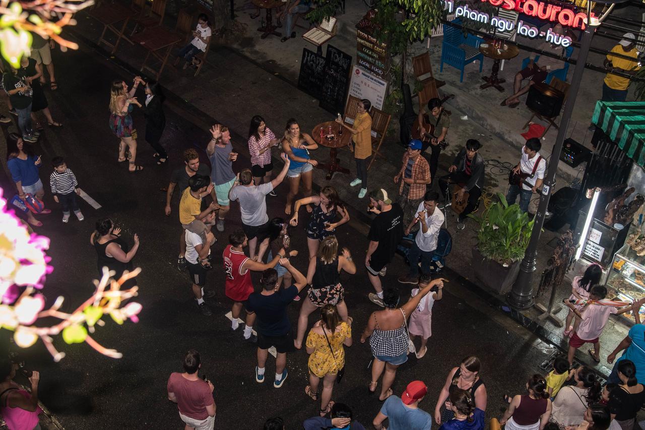 Vietnam Backpacker Hostels - Hue Eksteriør bilde